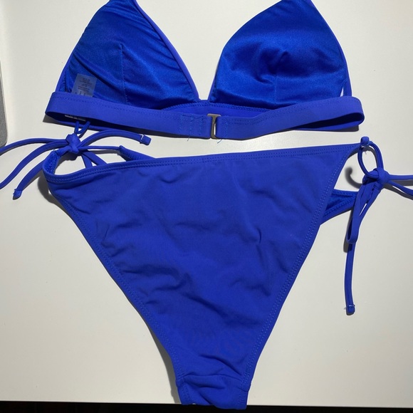 Garage bikini set - Picture 2 of 4